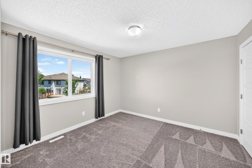 17436 9 Avenue Sw, Edmonton, AB 