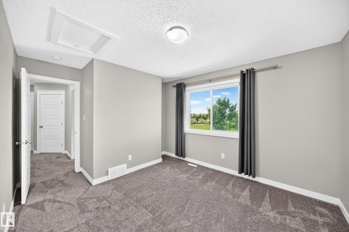 17436 9 Avenue Sw, Edmonton, AB 