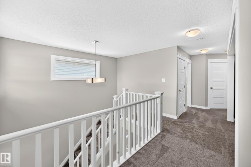 17436 9 Avenue Sw, Edmonton, AB 