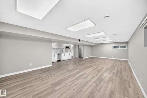 17436 9 Avenue Sw, Edmonton, AB 