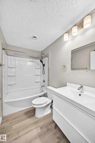 17436 9 Avenue Sw, Edmonton, AB 