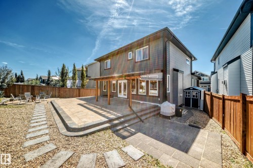 17436 9 Avenue Sw, Edmonton, AB 