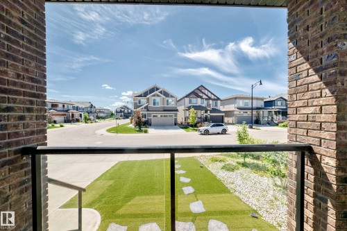 17436 9 Avenue Sw, Edmonton, AB 