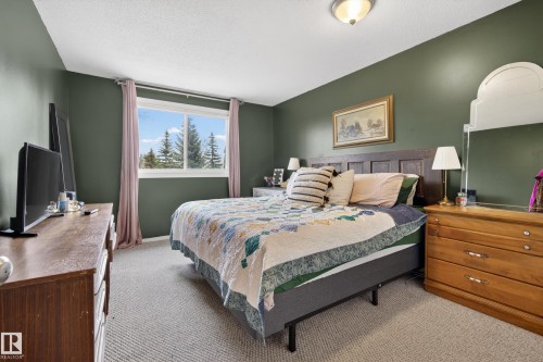 9 Great Oaks, Sherwood Park, AB 