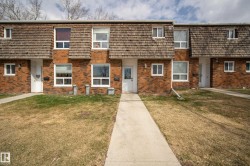 9 GREAT Oaks  Sherwood Park, AB T8A 0V8