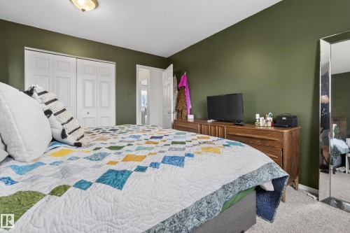 9 Great Oaks, Sherwood Park, AB 