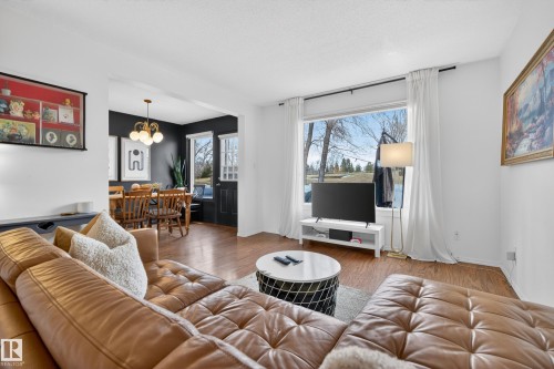 9 Great Oaks, Sherwood Park, AB 