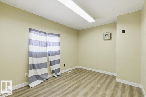 5108 44Ave, Calmar, AB 