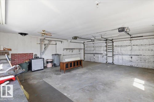 5108 44Ave, Calmar, AB 