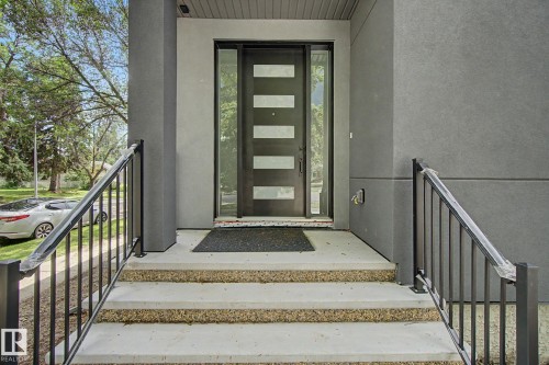 7603 92 Avenue, Edmonton, AB 