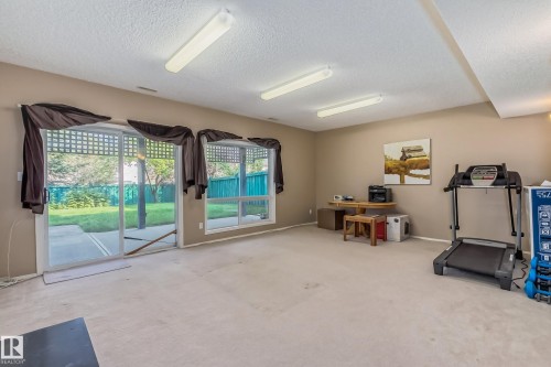 347 Hunters Run, Edmonton, AB 