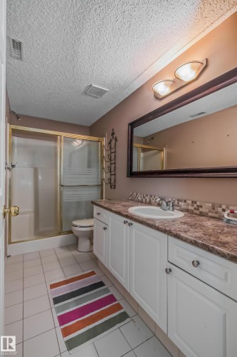 347 Hunters Run, Edmonton, AB 
