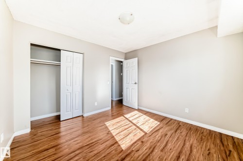 3723 63 Street, Edmonton, AB - Indoor Photo Showing Other Room