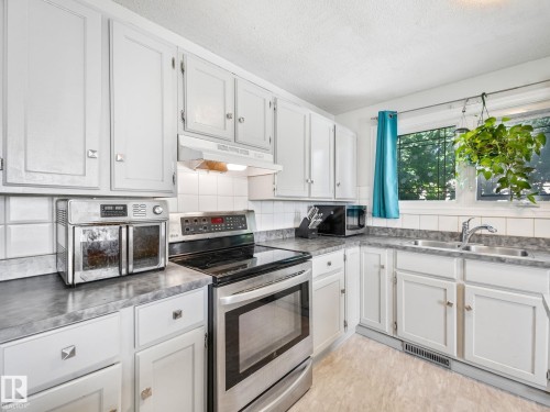 164 Warwick Road, Edmonton, AB 
