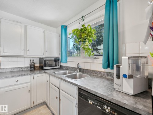 164 Warwick Road, Edmonton, AB 