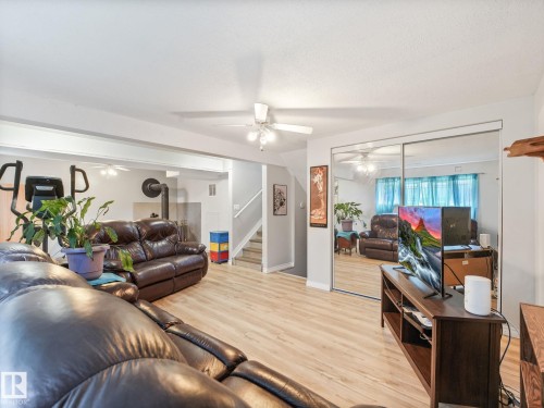 164 Warwick Road, Edmonton, AB 