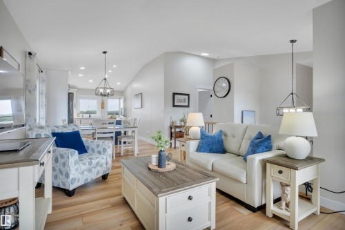 9 Westview Drive, Calmar, AB 