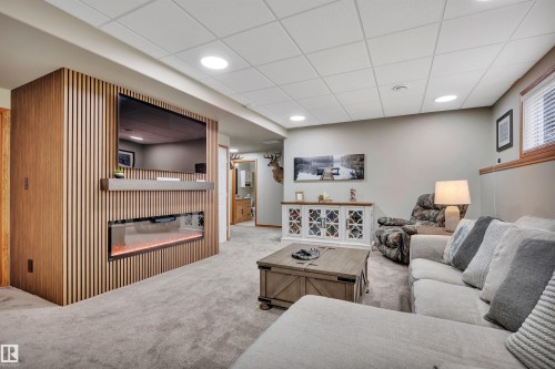 9 Westview Drive, Calmar, AB 