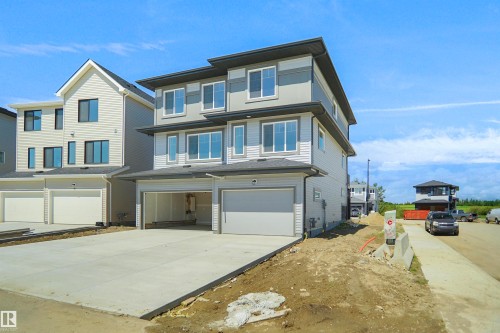 21225 131A Avenue, Edmonton, AB 