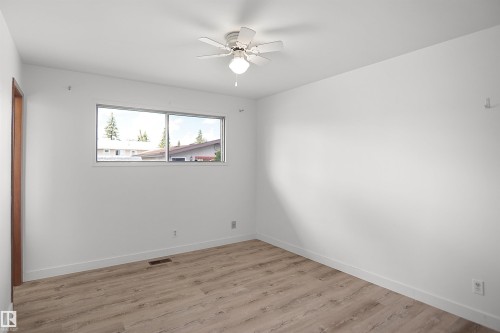 7804 143 Avenue, Edmonton, AB 
