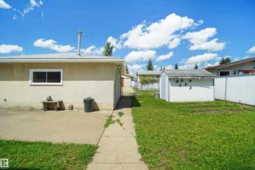 7804 143 Avenue, Edmonton, AB 