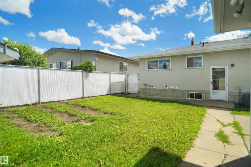 7804 143 Avenue, Edmonton, AB 