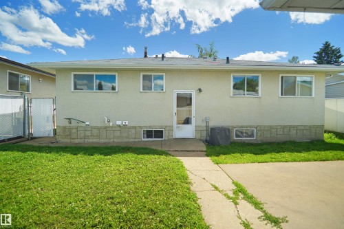 7804 143 Avenue, Edmonton, AB 