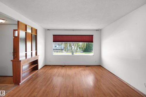 7804 143 Avenue, Edmonton, AB 
