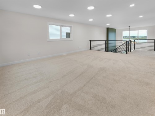289 Jensen Lakes Boulevard, St. Albert, AB - Indoor
