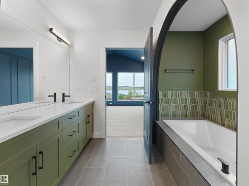 289 Jensen Lakes Boulevard, St. Albert, AB - Indoor Photo Showing Bathroom