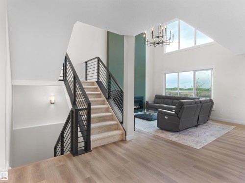 289 Jensen Lakes Boulevard, St. Albert, AB - Indoor