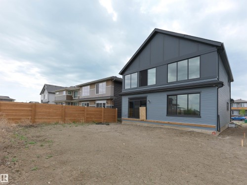 289 Jensen Lakes Boulevard, St. Albert, AB - Outdoor