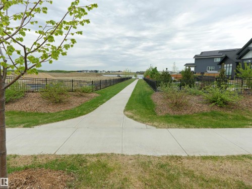 289 Jensen Lakes Boulevard, St. Albert, AB - Outdoor