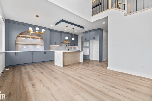 6 Enns Court, Fort Saskatchewan, AB - Indoor Photo Showing Kitchen