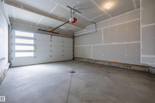 6 Enns Court, Fort Saskatchewan, AB - Indoor Photo Showing Garage