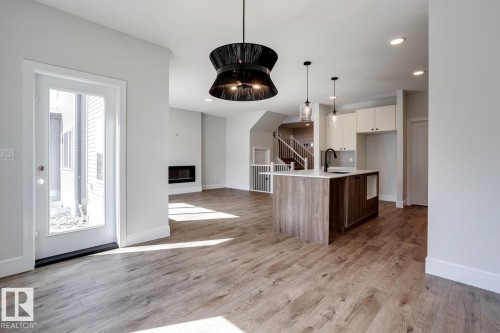 13 Scoria Wynd, Fort Saskatchewan, AB - Indoor Photo Showing Kitchen
