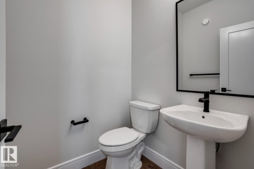 13 Scoria Wynd, Fort Saskatchewan, AB - Indoor Photo Showing Bathroom