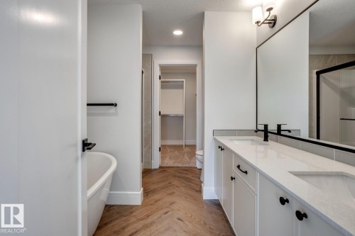 13 Scoria Wynd, Fort Saskatchewan, AB - Indoor Photo Showing Bathroom