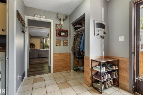 4808 43 St, Drayton Valley, AB - Indoor Photo Showing Other Room