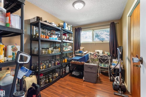 4808 43 St, Drayton Valley, AB - Indoor