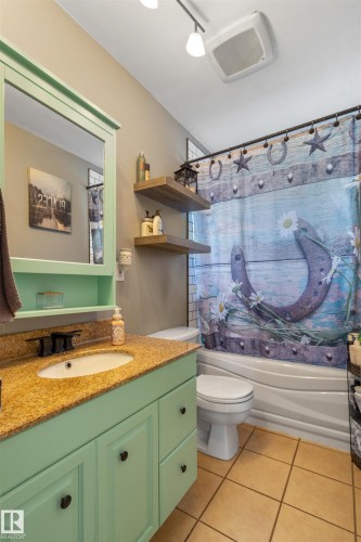 4808 43 St, Drayton Valley, AB - Indoor Photo Showing Bathroom