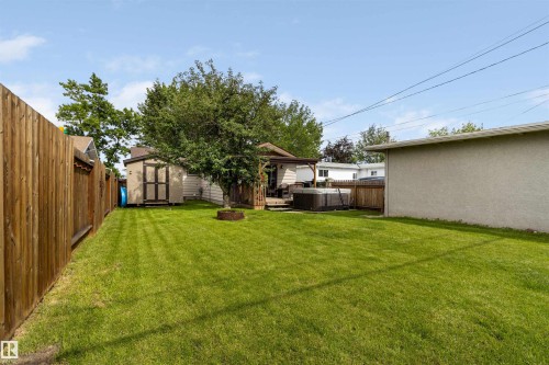 4808 43 St, Drayton Valley, AB - Outdoor With Backyard