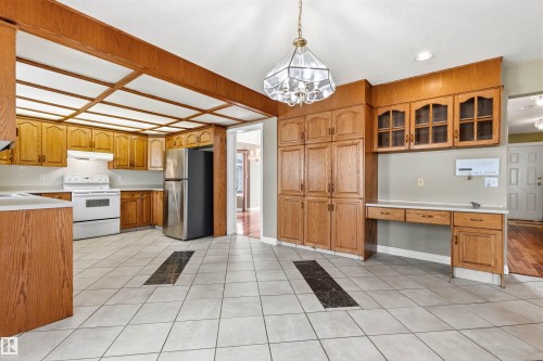 141 Kulawy Drive N, Edmonton, AB 