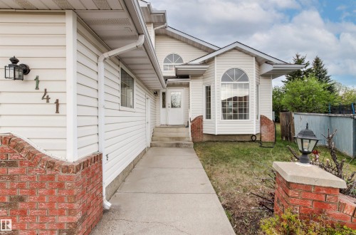 141 Kulawy Drive N, Edmonton, AB 