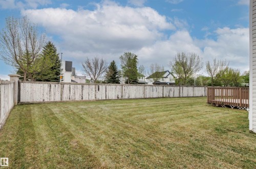 141 Kulawy Drive N, Edmonton, AB 
