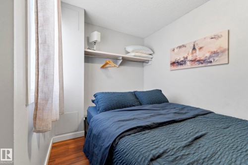 163 Cornell Crest, Edmonton, AB - Indoor Photo Showing Bedroom