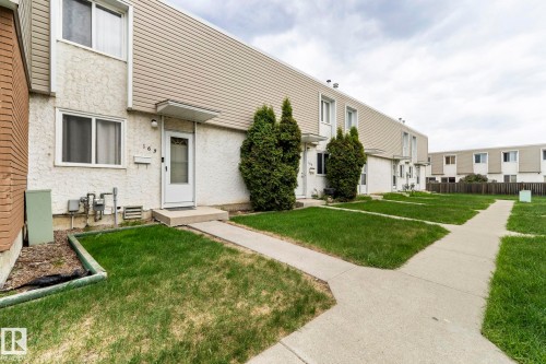 163 Cornell Crest, Edmonton, AB - Outdoor