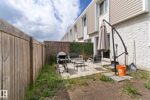 163 Cornell Crest, Edmonton, AB - Outdoor