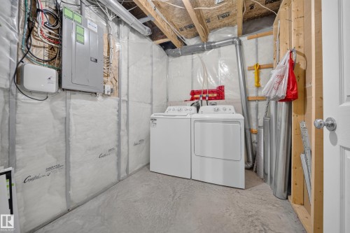 709 83 St Sw, Edmonton, AB - Indoor Photo Showing Laundry Room