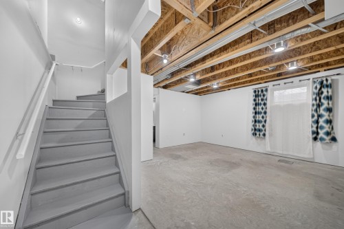 709 83 St Sw, Edmonton, AB - Indoor Photo Showing Basement